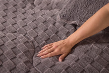 Load image into Gallery viewer, Huggleland Easy Wash Reversible Coverless Luxury Teddy Sherpa Waffle 10.5 Tog Duvet and Pillowcase