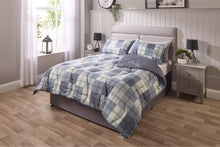 Load image into Gallery viewer, Huggleland Easy Wash Reversible Coverless Check 10.5 Tog Duvet and Pillowcase