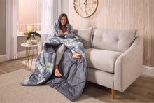 Load image into Gallery viewer, Huggleland Easy Wash Reversible Coverless Check 10.5 Tog Duvet and Pillowcase