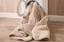 Load image into Gallery viewer, Huggleland Easy Wash Reversible Coverless Velvet Cord and Teddy Sherpa 10.5 Tog Duvet and Pillowcase