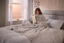 Load image into Gallery viewer, Huggleland Teddy Fleece Wearable Relaxing Blanket with Heated Front Pocket