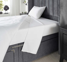 Load image into Gallery viewer, Downland Cambridge T200 100% Cotton Fitted Sheet