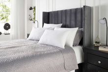 Load image into Gallery viewer, Downland Fabulously Full Pillow 750g