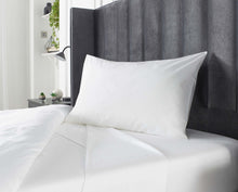 Load image into Gallery viewer, Downland Hampton T180 Polycotton Pillow Case Pair