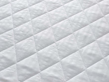 Load image into Gallery viewer, Downland Hotel Quality Quilted Mattress Protector