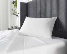 Load image into Gallery viewer, Downland Richmond T144 Polycotton Pillow Case Pair