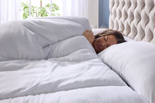 Load image into Gallery viewer, Arctic Nights Ultimate Warmth Duvet
