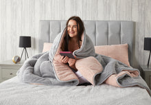 Load image into Gallery viewer, Huggleland Easy Wash  Reversible Coverless Teddy Duvet and Pillowcase - Grey/Pink
