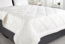 Load image into Gallery viewer, Wool 10.5 Tog Duvet

