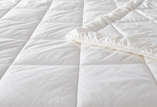 Load image into Gallery viewer, Wool 10.5 Tog Duvet
