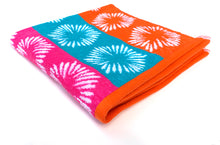 Load image into Gallery viewer, 100% Cotton Starburst Beach Towel
