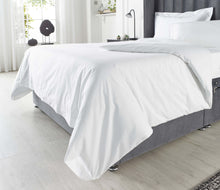 Load image into Gallery viewer, Downland Cambridge T200 100% Cotton Duvet Cover
