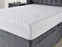 Load image into Gallery viewer, Downland Superbounce Quilted Mattress Protector
